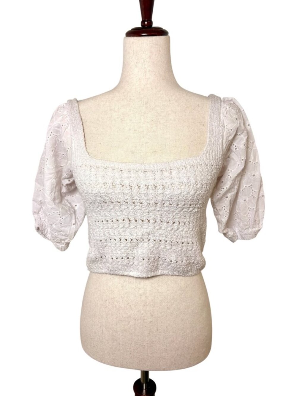 Zara White Eyelet Puff Sleeve Crochet Knit Crop Top Size Medium